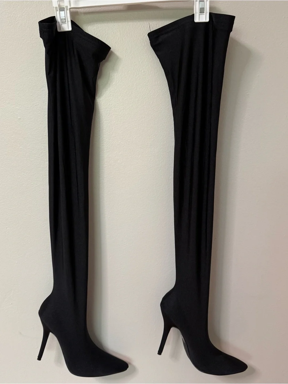 Azalea Wang Heartout Black Thigh High Stiletto Boots 8.5 Sock Nylon Stretch